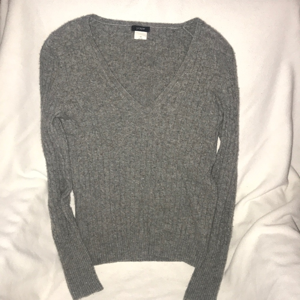 J.CREW women’s grey v neck sweater